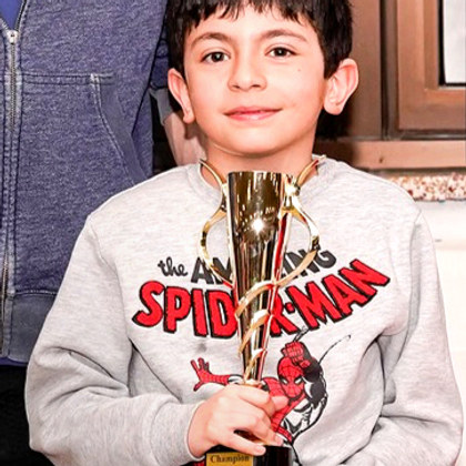 Champion souriant